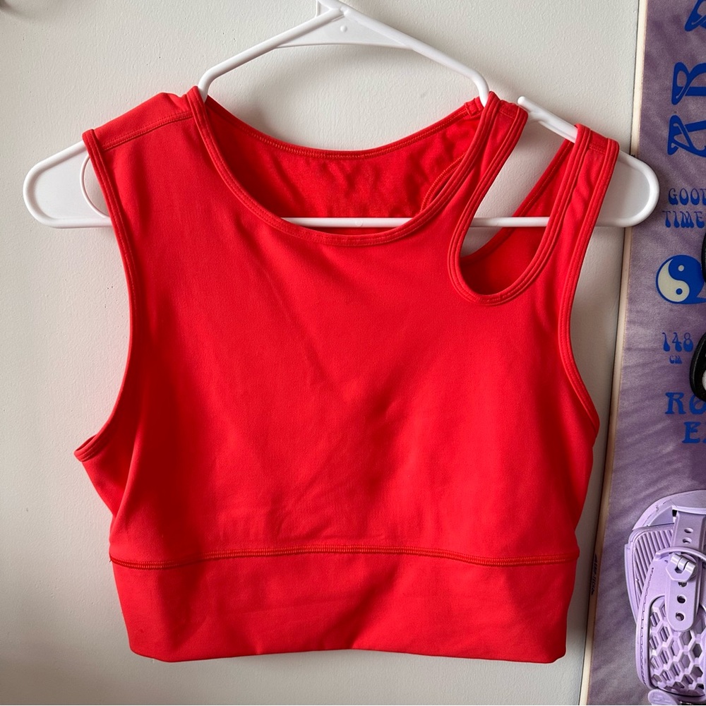 lululemon cut out crop top